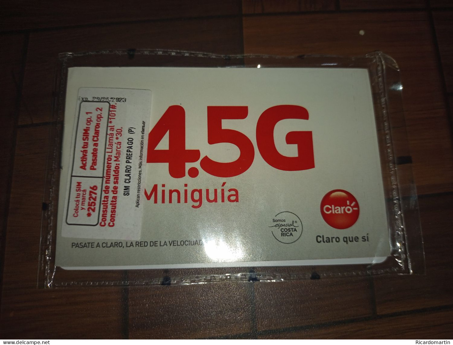 COSTA RICA NEW CLARO GSM SIM Card With Chip PHONECARD - Costa Rica