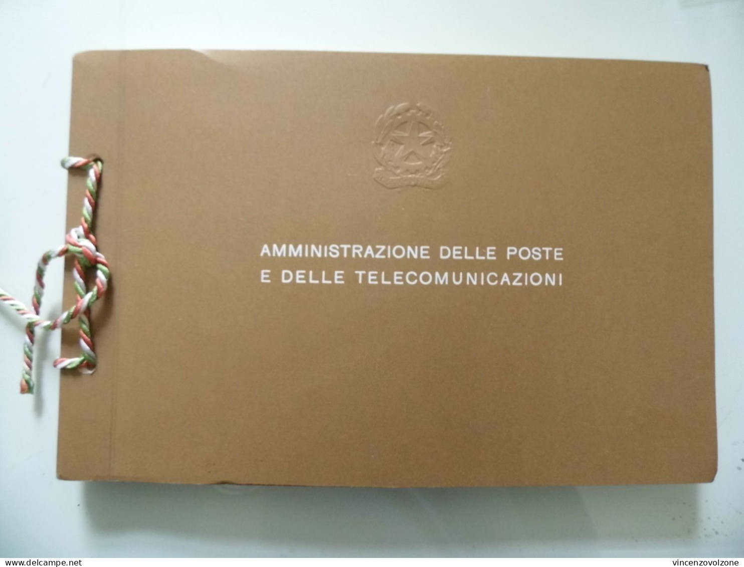 Libretto  Completo "CARTE VALORI POSTALI  EMESSE DALL' AMMINISTRAZIONE POSTALE ITALIANA NEL 1979" - Carnets