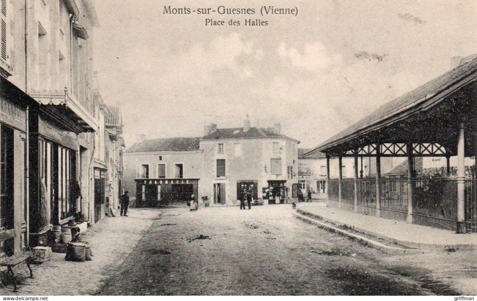 MONTS SUR GUESNES PLACE DES HALLES 1905 TBE - Monts Sur Guesnes