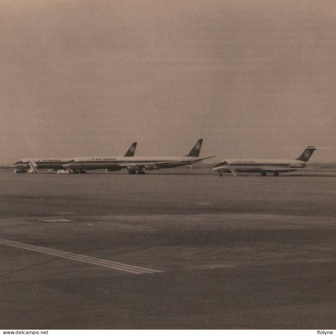 Aviation - Photo Ancienne - Avion De La Compagnie Aérienne AIR CANADA - Aéroport - 1946-....: Ere Moderne