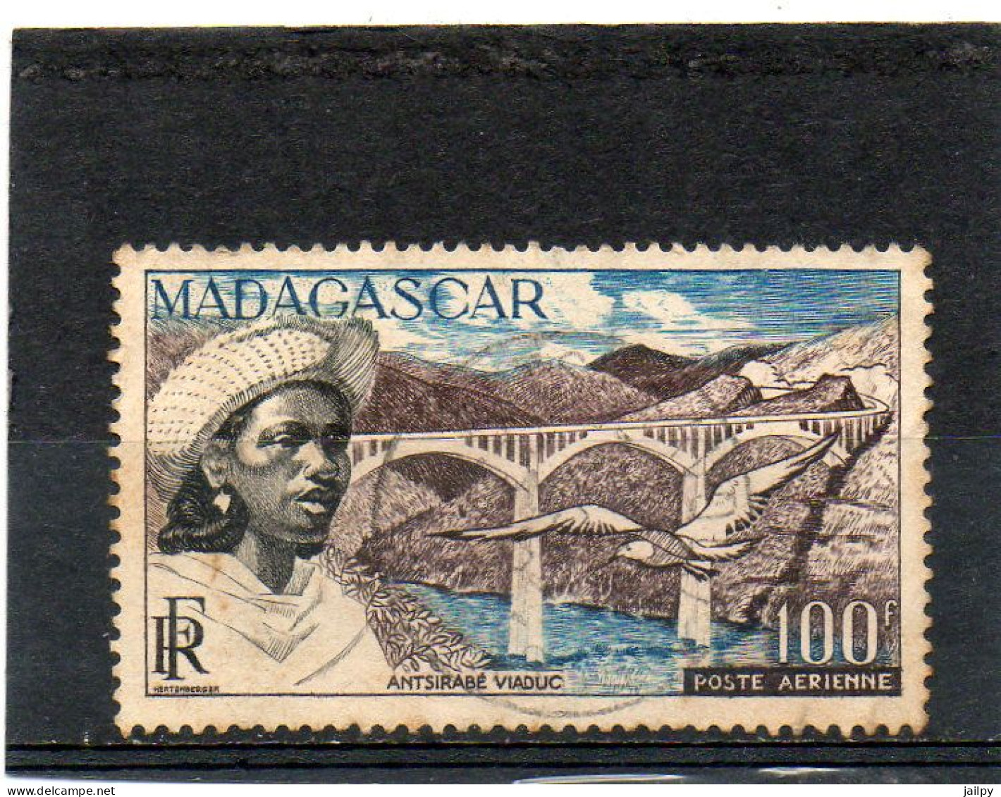 FRANCE      MADAGASCAR      100 F   PA 76    Oblitéré - Gebraucht