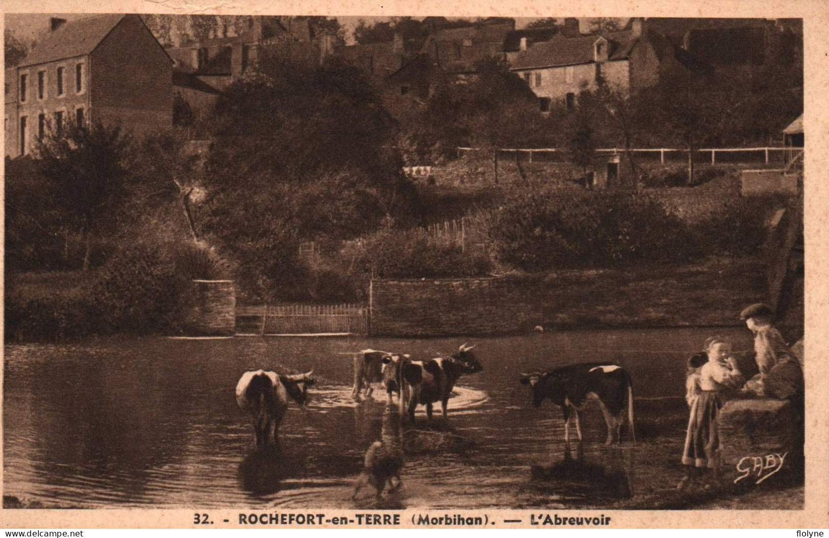 Rochefort En Terre - Vue Sur L'abreuvoir - Rochefort En Terre