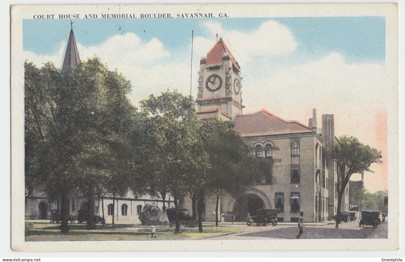 Savannah - Court House And Memorial Boulder - Savannah