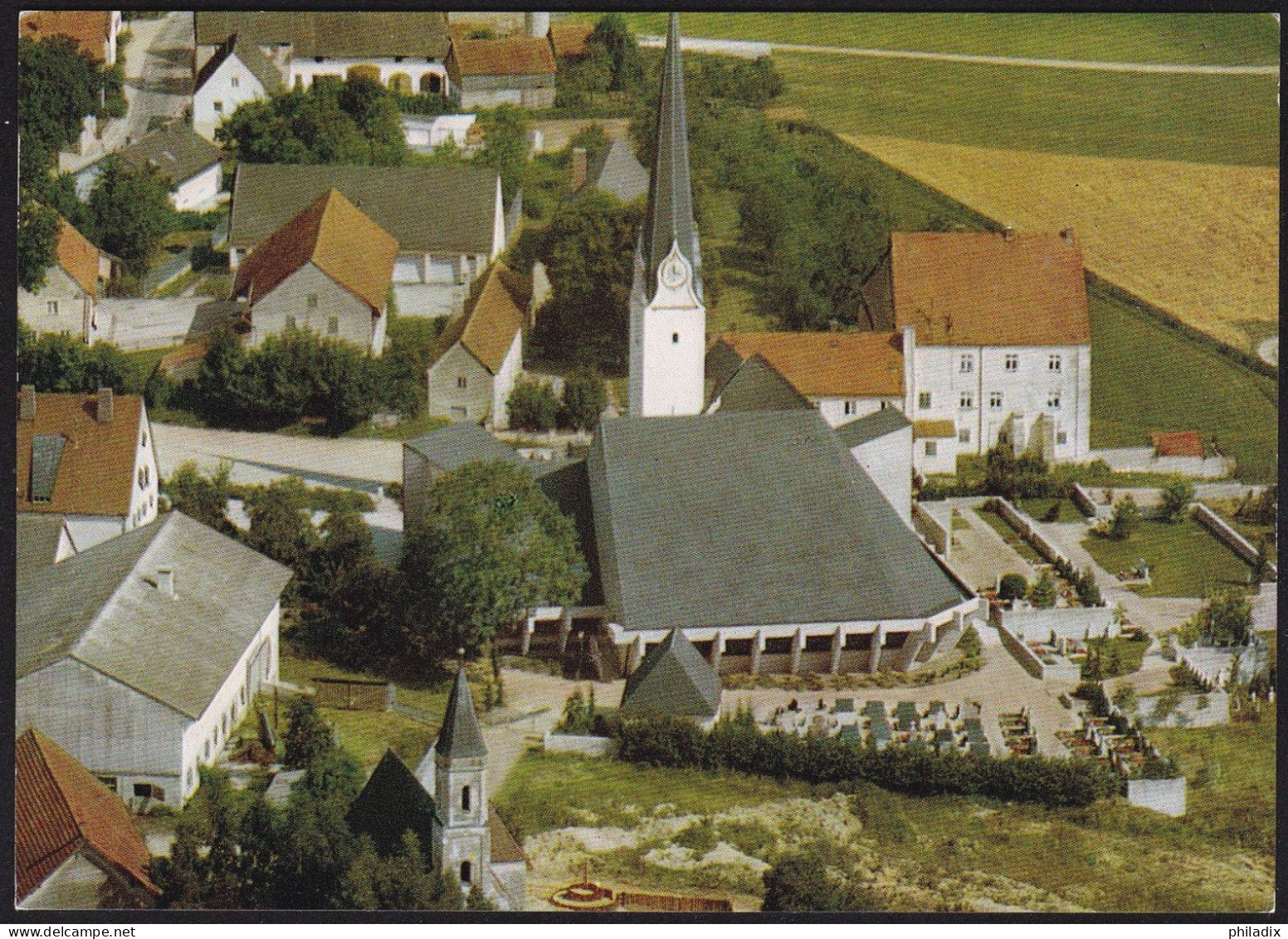 Tandern Kreis Dachau/Obb. Katholisches Pfarramt (Luftaufnahme) (N-585) - Dachau