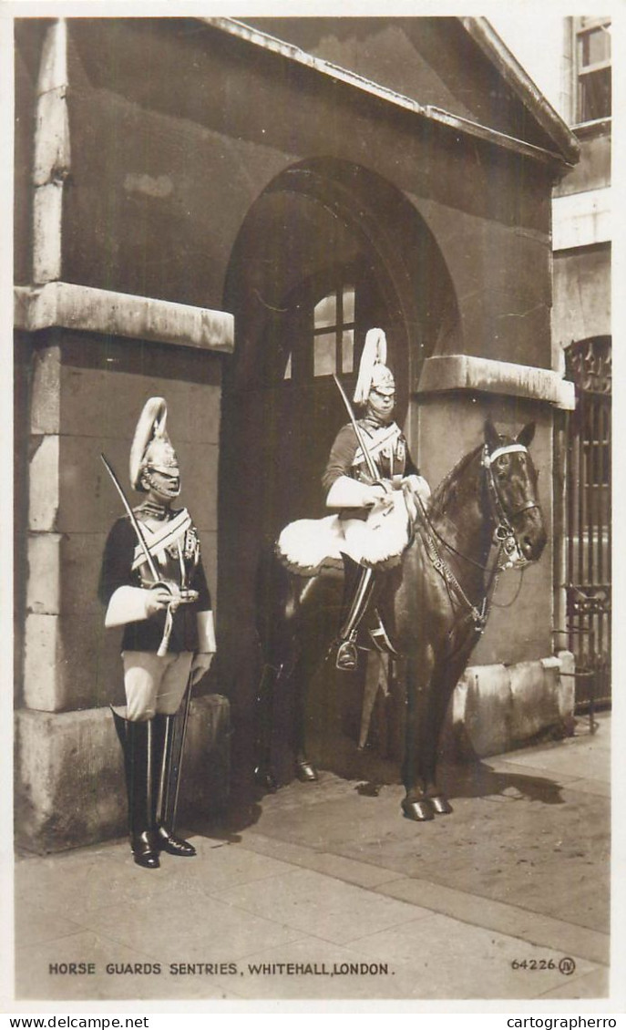 Postcard United Kingdom > England > London > Whitehall Horse Guards Sentries - Whitehall