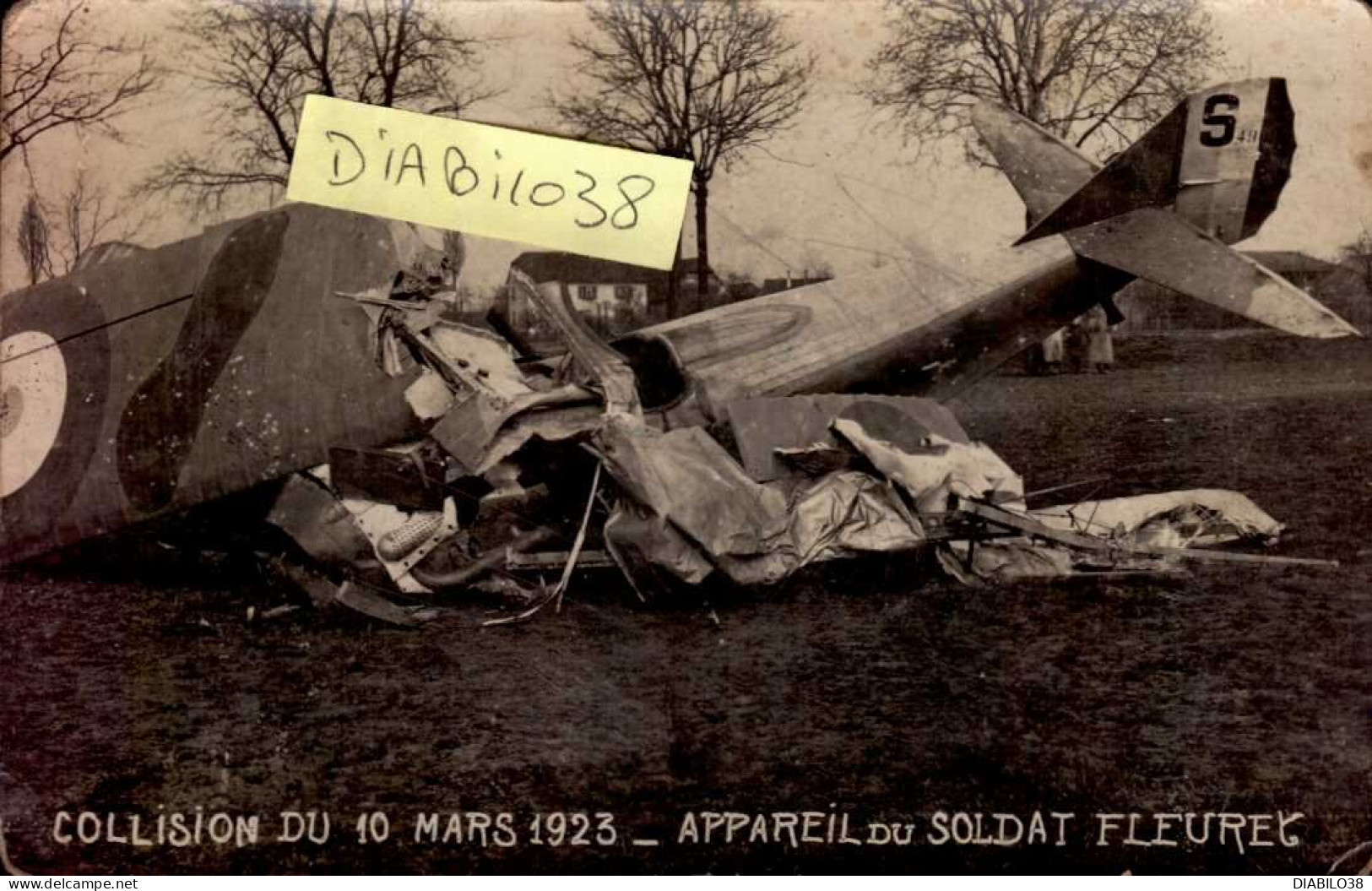 ACCIDENT A IDENTIFIER   PEUT - ETRE LA COLLISION DU 10 MARS 1923 . APPAREIL DU SOLDAT FLEURET - Ongevalen