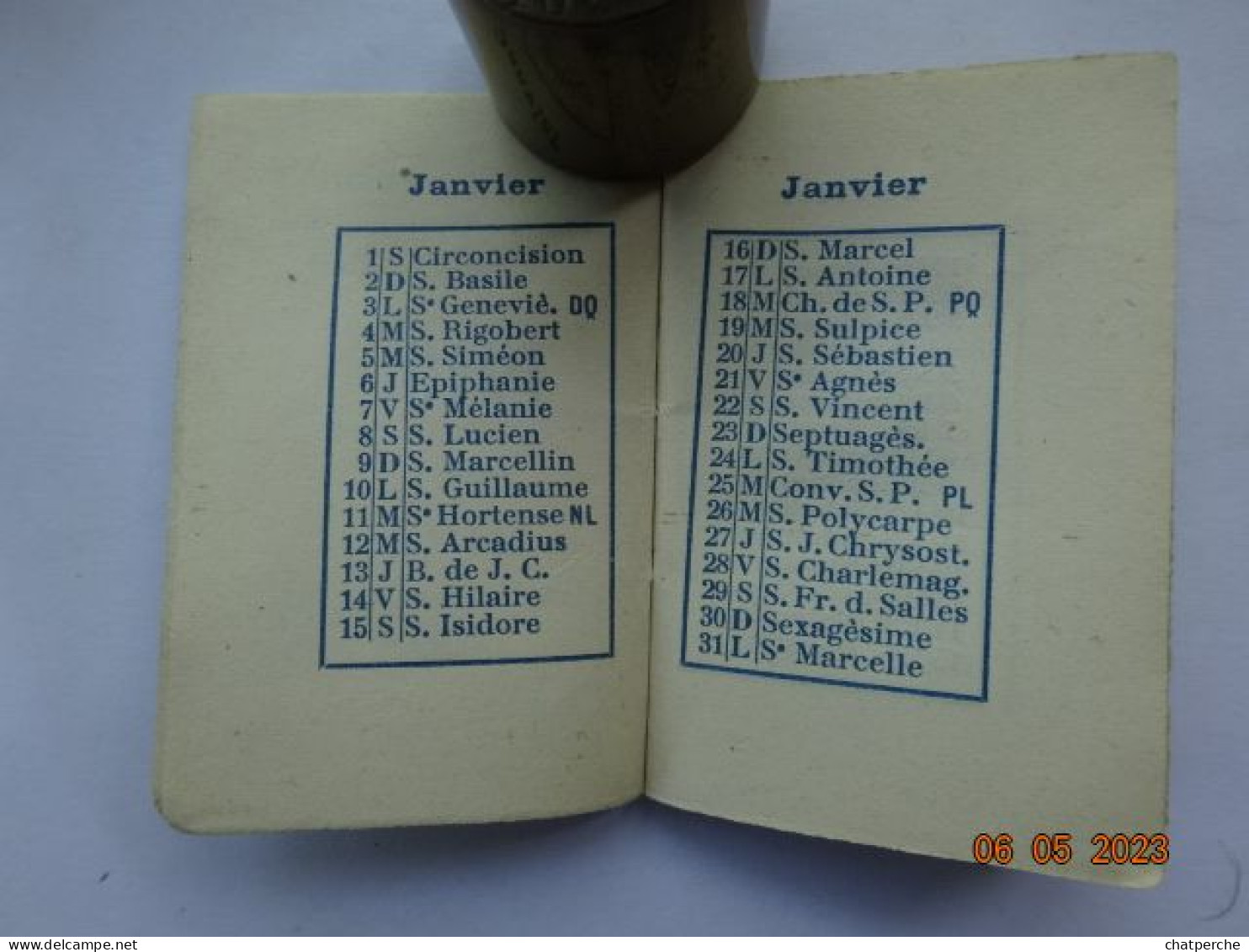 CALENDRIER 1910 PAYSANNE SON ENFANT ET VACHE AVEC SON VEAU - Small : 1901-20