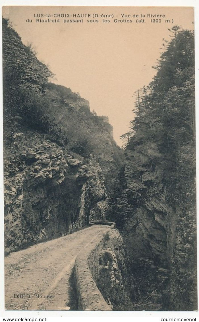 CPA - LUS-LA-CROIX-HAUTE (Drôme) - Vue De La Rivière Du Rioufroid Passant Sous Les Grottes - Sonstige & Ohne Zuordnung