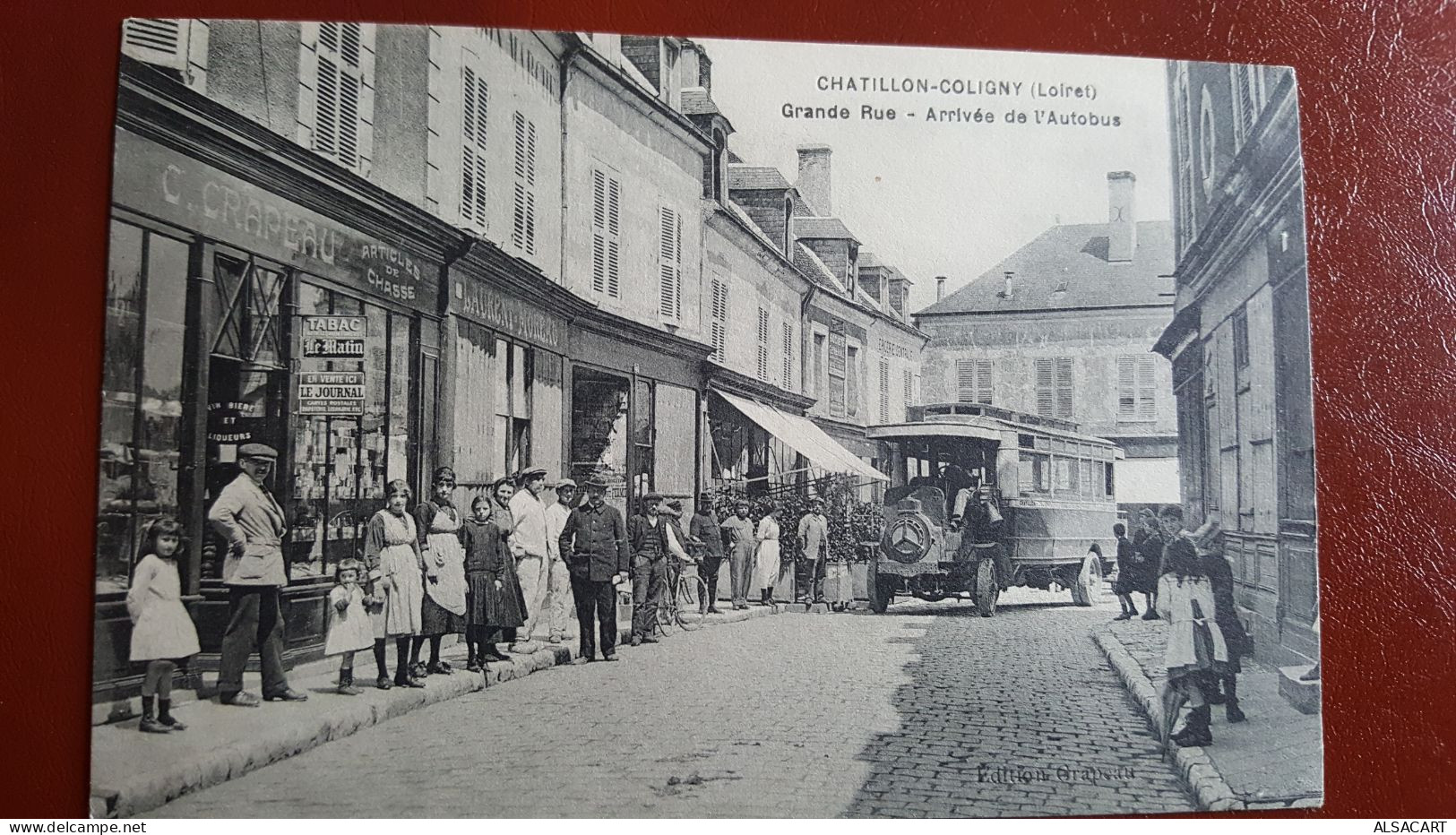 CHATILLON COLOGNY  Grande Rue , Arrivée Des Autobus , Commerce C Crapeau - Chatillon Coligny