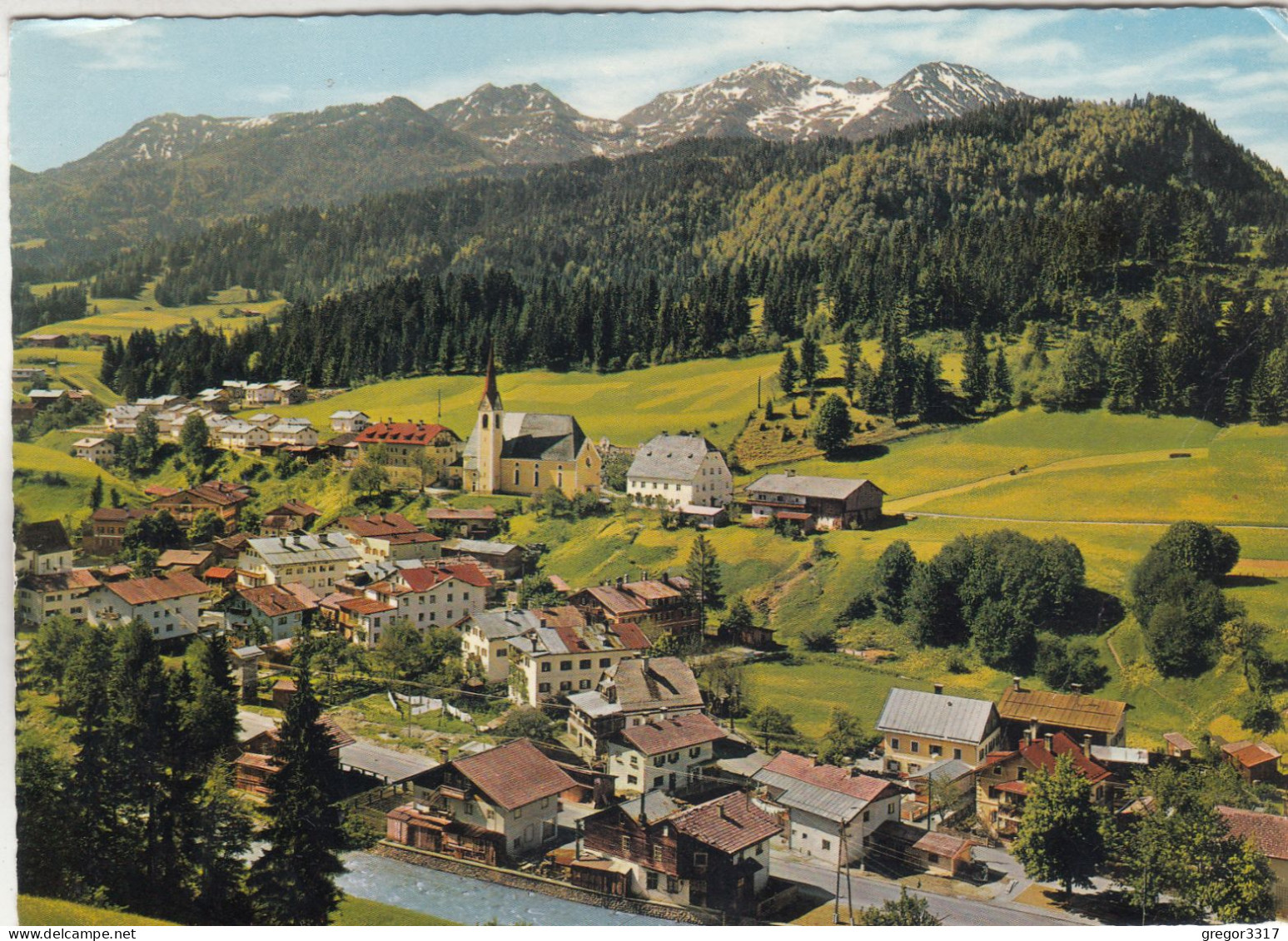 C8300) FIEBERBRUNN In Tirol - Fluss Häuser Kirche Straße - ältere Farbkarte - Fieberbrunn