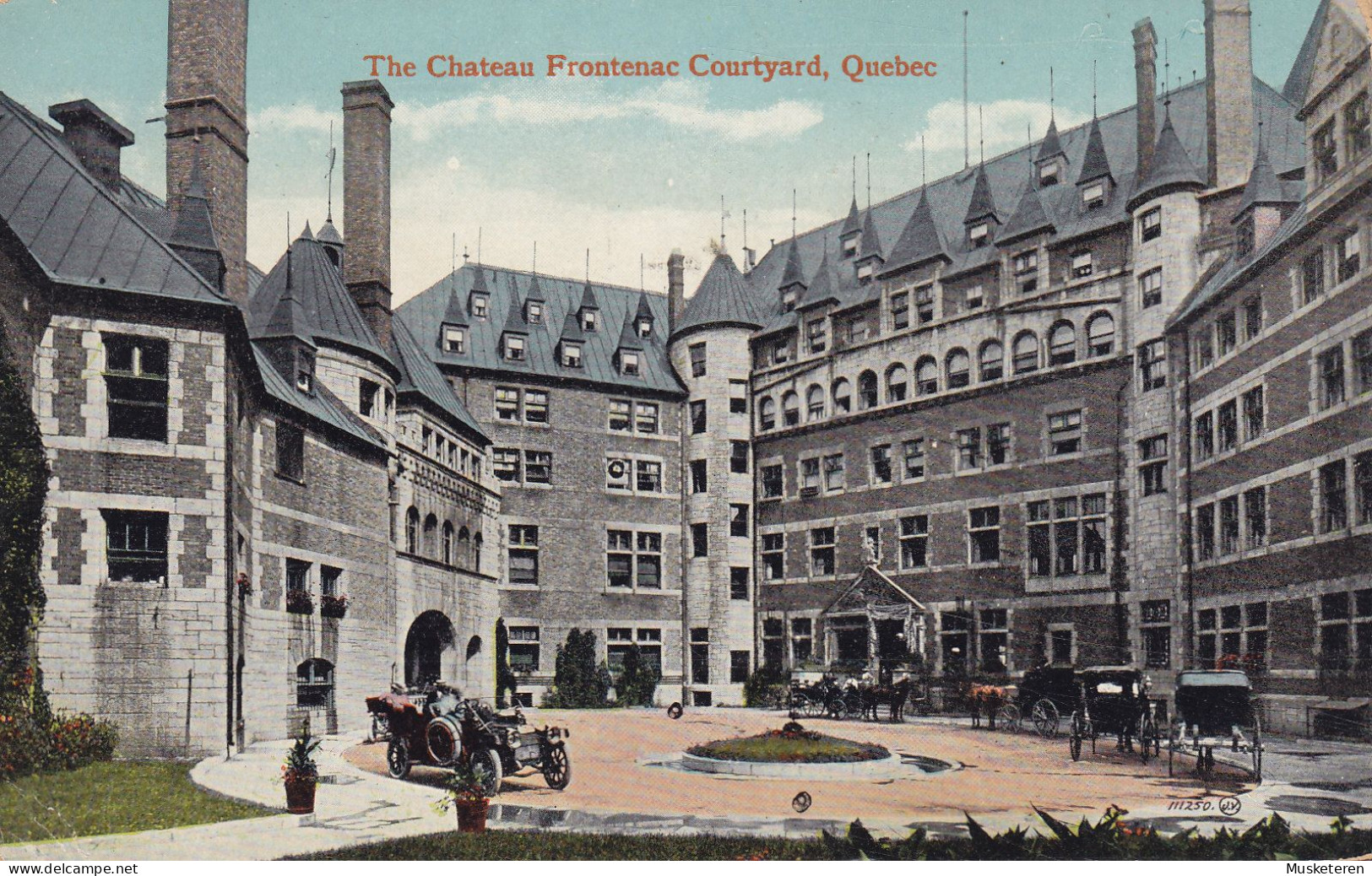 Canada CPA The Chateau Frontenac Courtyard, Quebec Valentine & Sons 'Exposition Provinciale' QUEBEC 1914 (2 Scans) - Québec - Château Frontenac