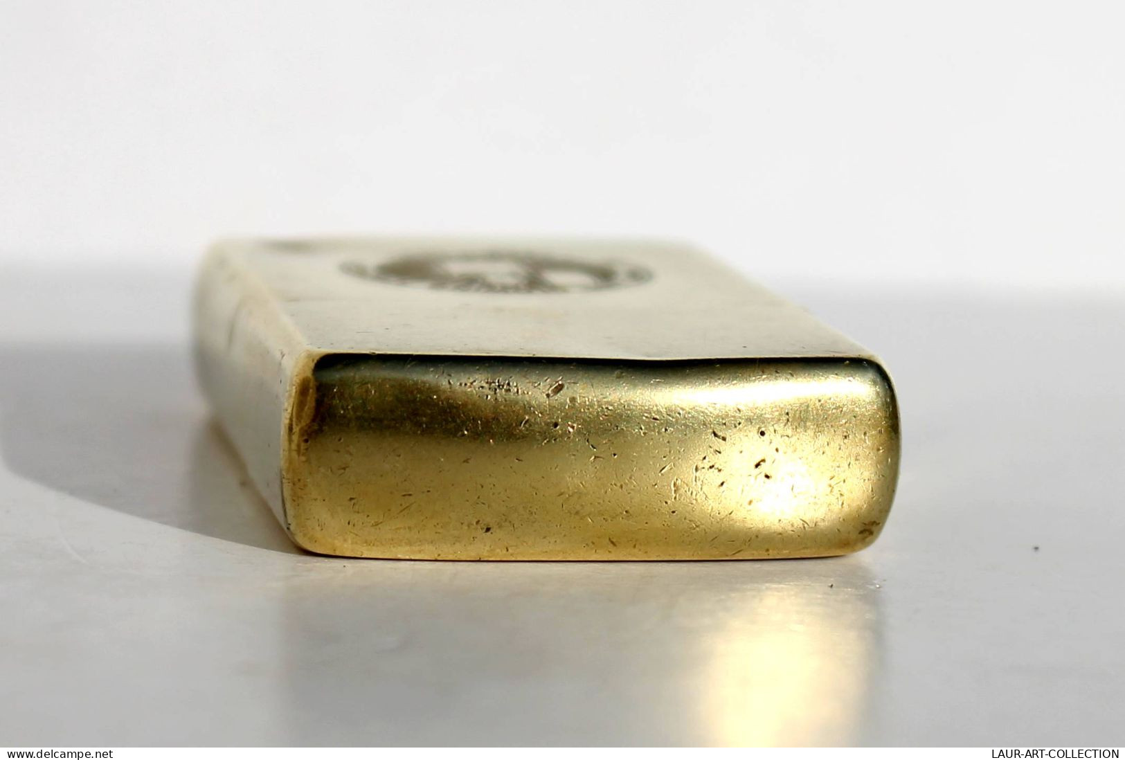 BRIQUET ZIPPO - 50 YEARS AND GLOWING STRONGER 1932-1982 BRADFORD - RECHARGEABLE / VINTAGE PETROL LIGHTER  (2304.77) - Zippo