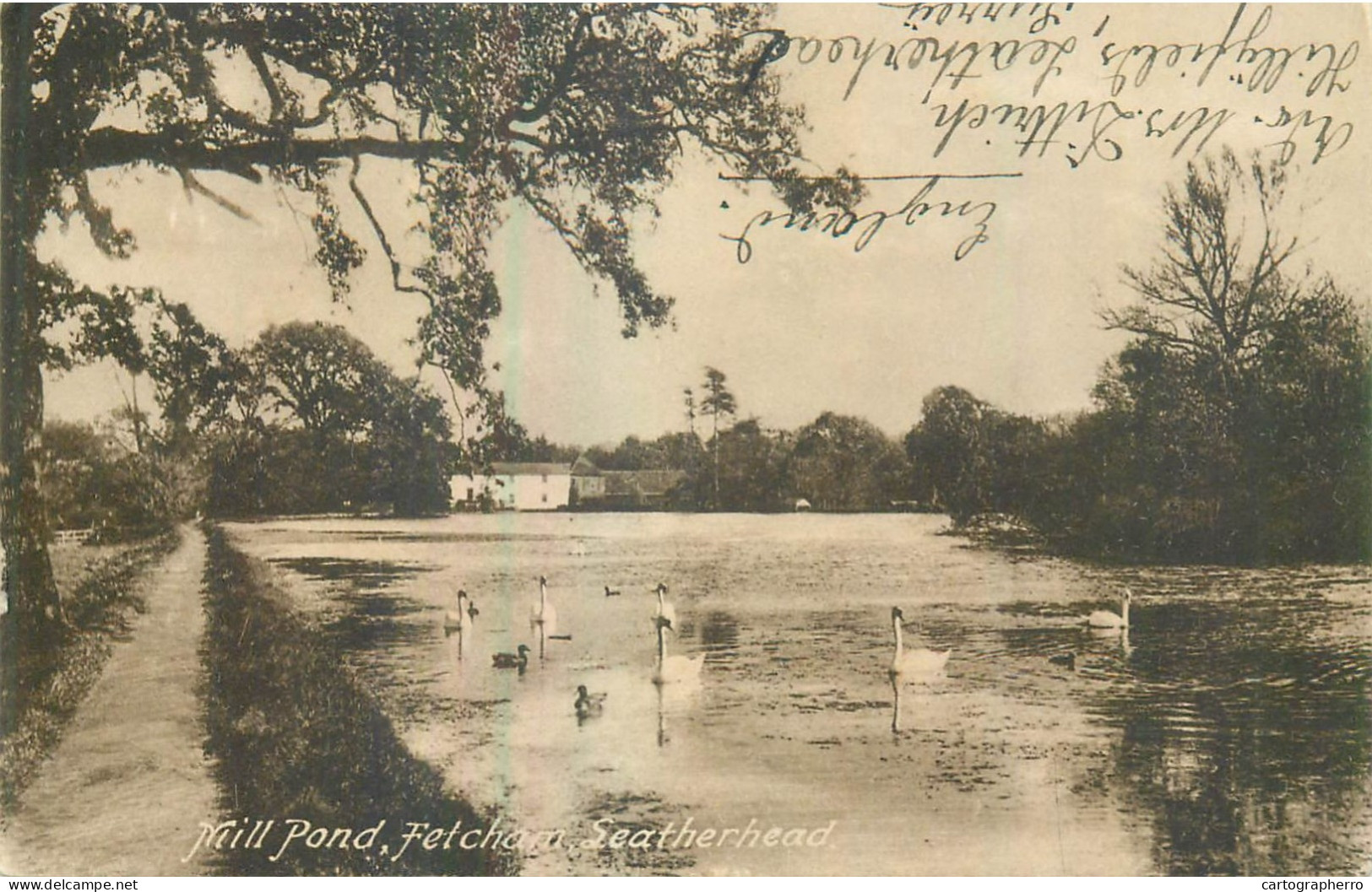 England Fetcham, Leatherhead Mill Pond - Surrey