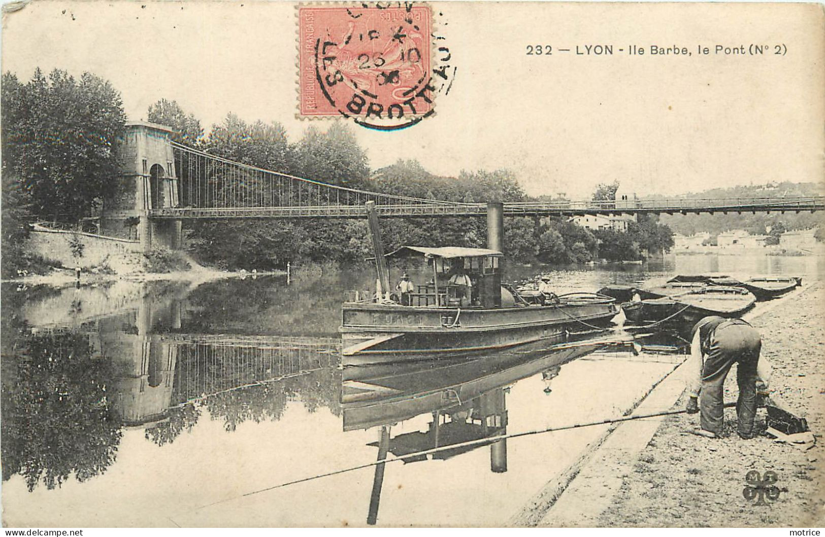 LYON - Ile Barbe, Le Pont, Un Remorqueur. - Sleepboten