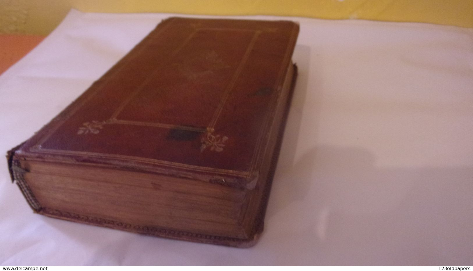 RARE ET SUPERBE la sainte bible Cologne, Aux dépens de la Compagnie, 1739 ILLUSTRATION PICART GRAVE YVER MAROQUIN ROUGE