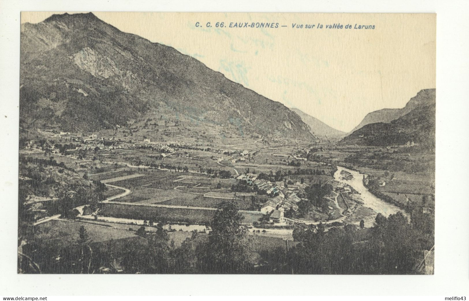 64/ CPA - Eaux Bonnes - Vue Sur La Vallée De Laruns - Eaux Bonnes