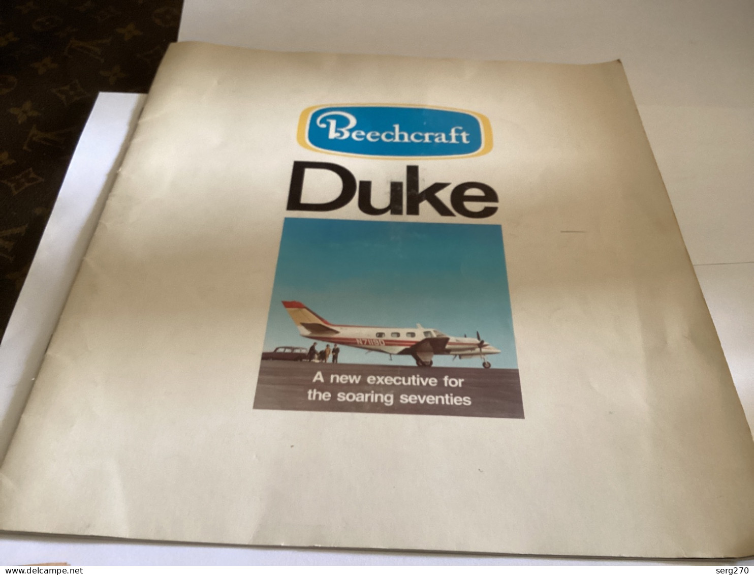 Avion Aviation Becchcraft DukeA New Executive For The Soaring Seventies - Transportes