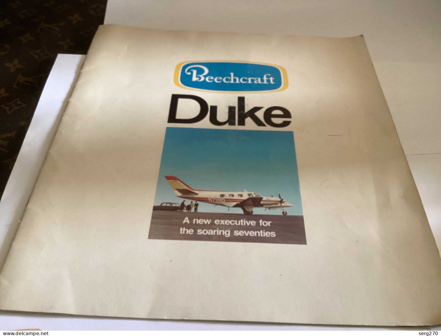 Avion Aviation Becchcraft DukeA New Executive For The Soaring Seventies - Trasporti