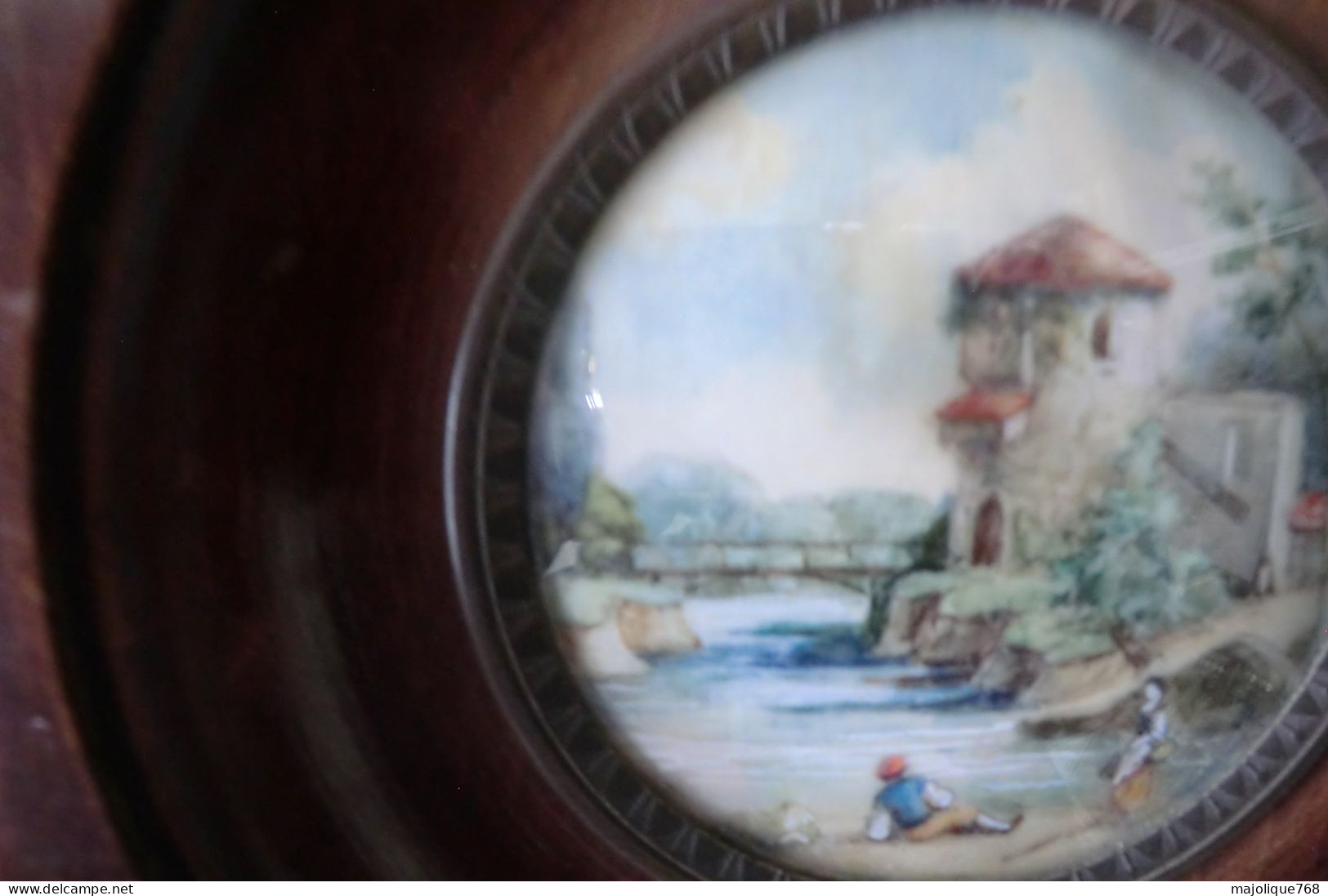 Ancienne peinture miniature paysage avec personnages  et château -