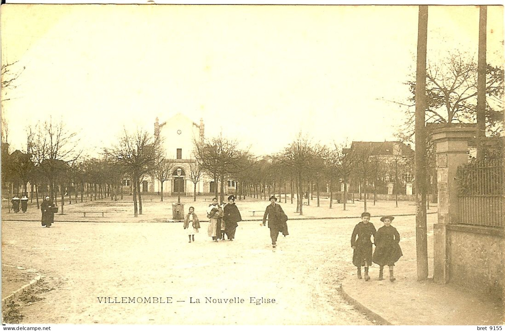 93 VILLEMOMBLE LA NOUVELLE EGLISE EN 193 - Villemomble