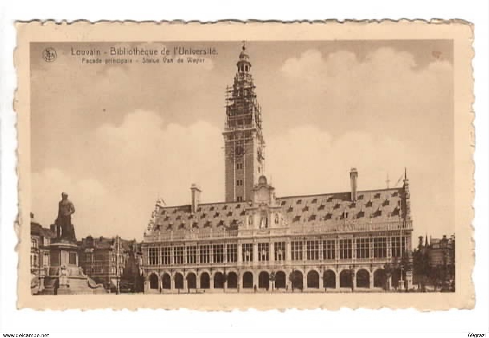 Louvain Bibliothèque De L'Université Façade Principale ( Steigers Op Het Dak ) - Leuven