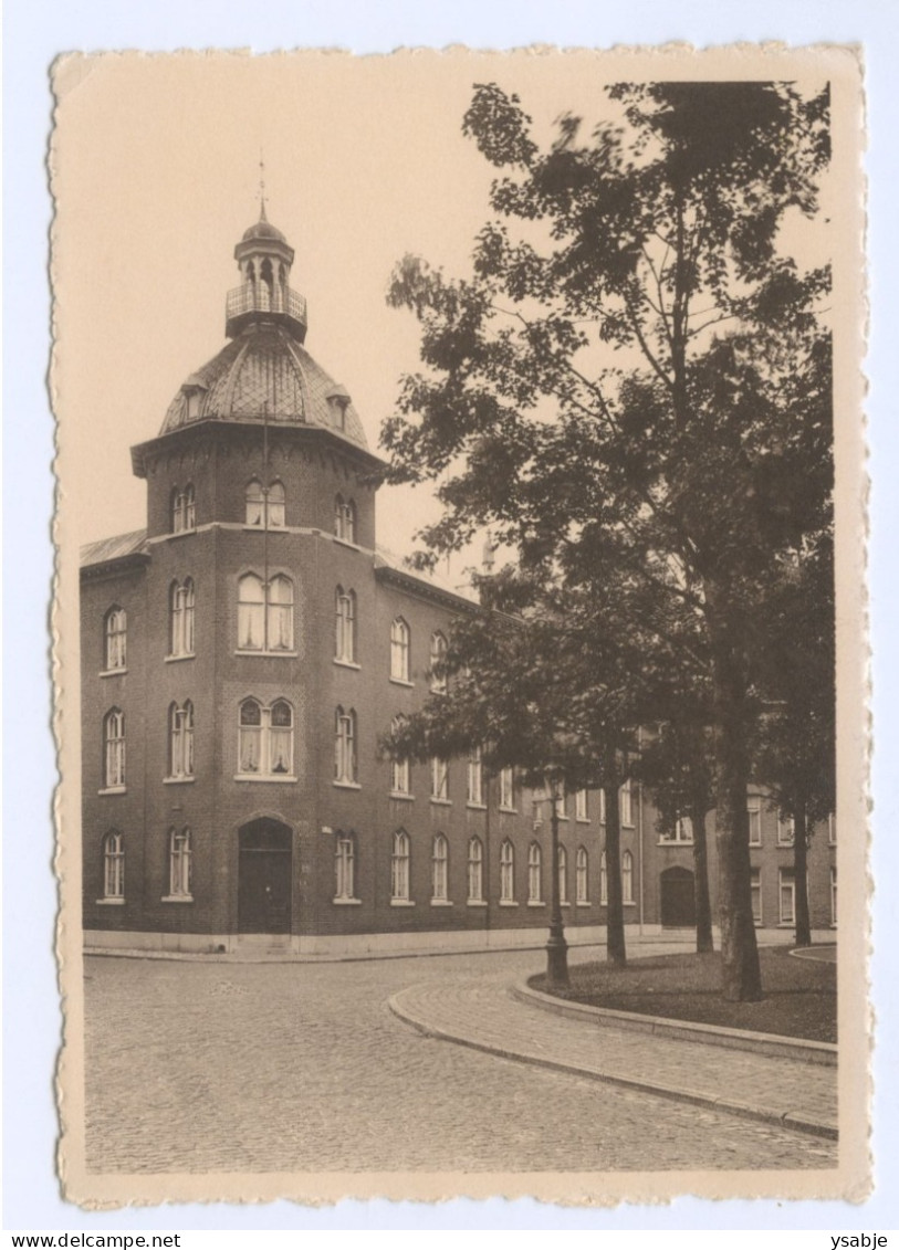 Lier - Lierre: St Jozefs Rusthuis (Zwart Zusters) - Maison De Repos St. Joseph - Hoofdingang - Lier