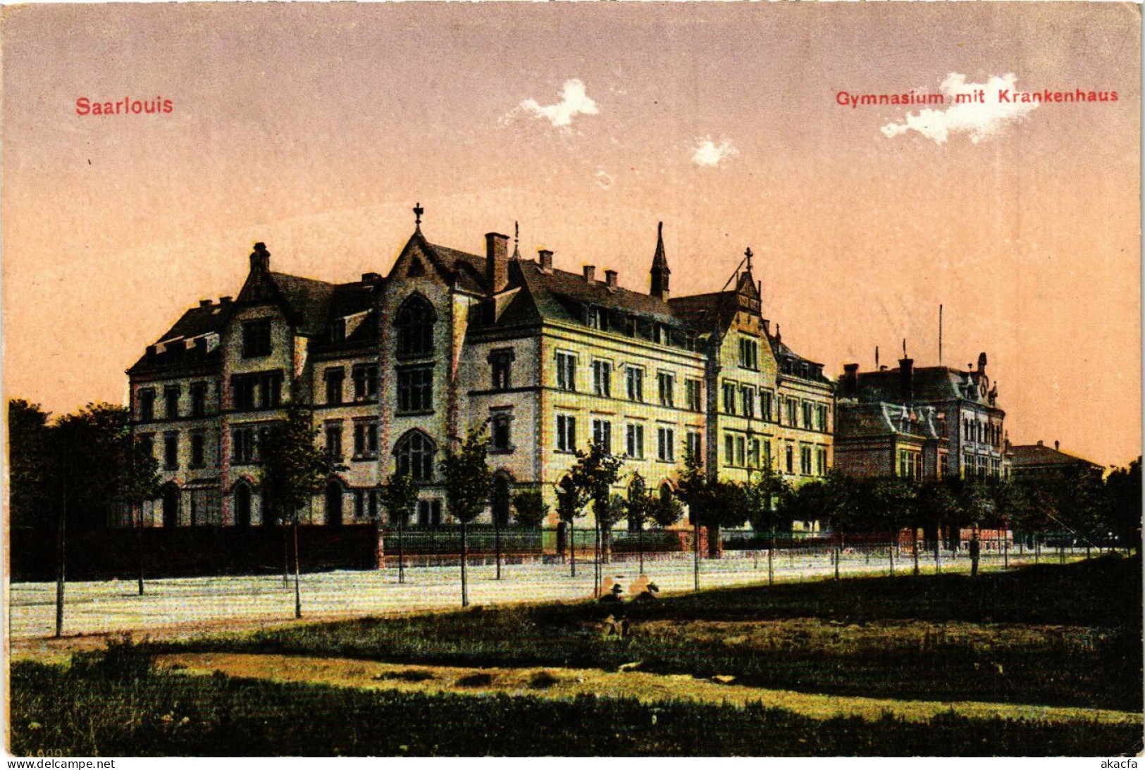 CPA AK Saarlouis Gymnasium Mit Krankenhaus GERMANY (939681) - Kreis Saarlouis
