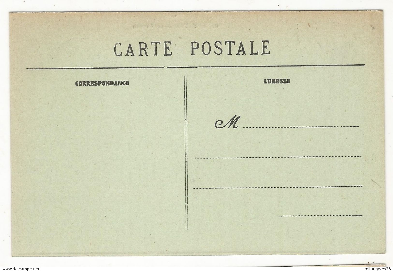 CPA, D.13, N°10,  Lambesc , Le Forum ,Ed. Idéal P.S - Lambesc