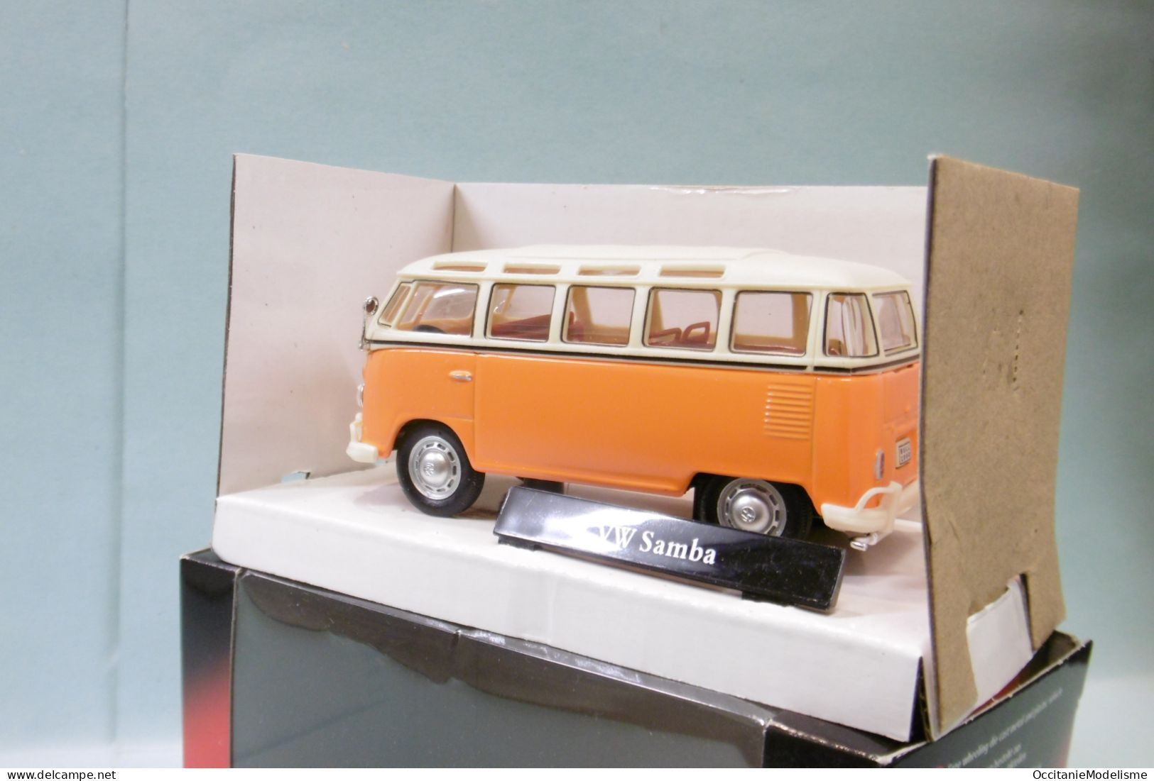 Cararama - VOLKSWAGEN VW T1 Combi SAMBA Orange 1/43 - Cararama (Oliex)