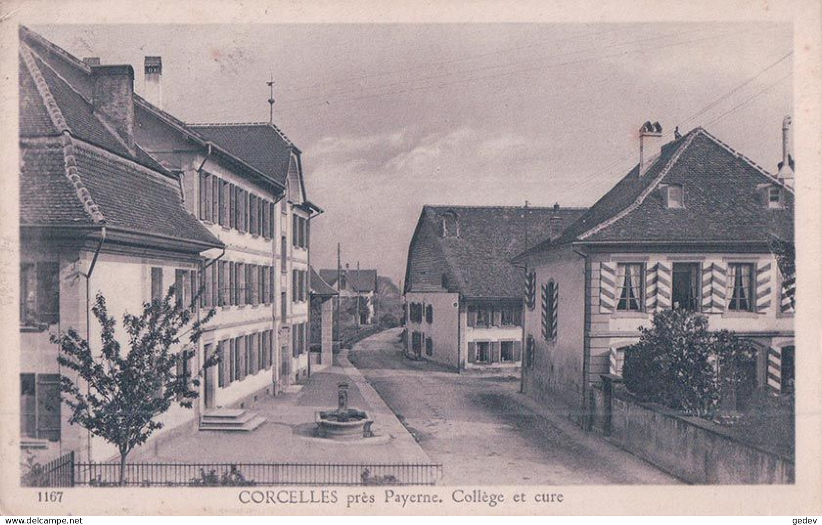 Corcelles Près Payerne, Collège Et Cure (1167) Timbre Décollé - Payerne