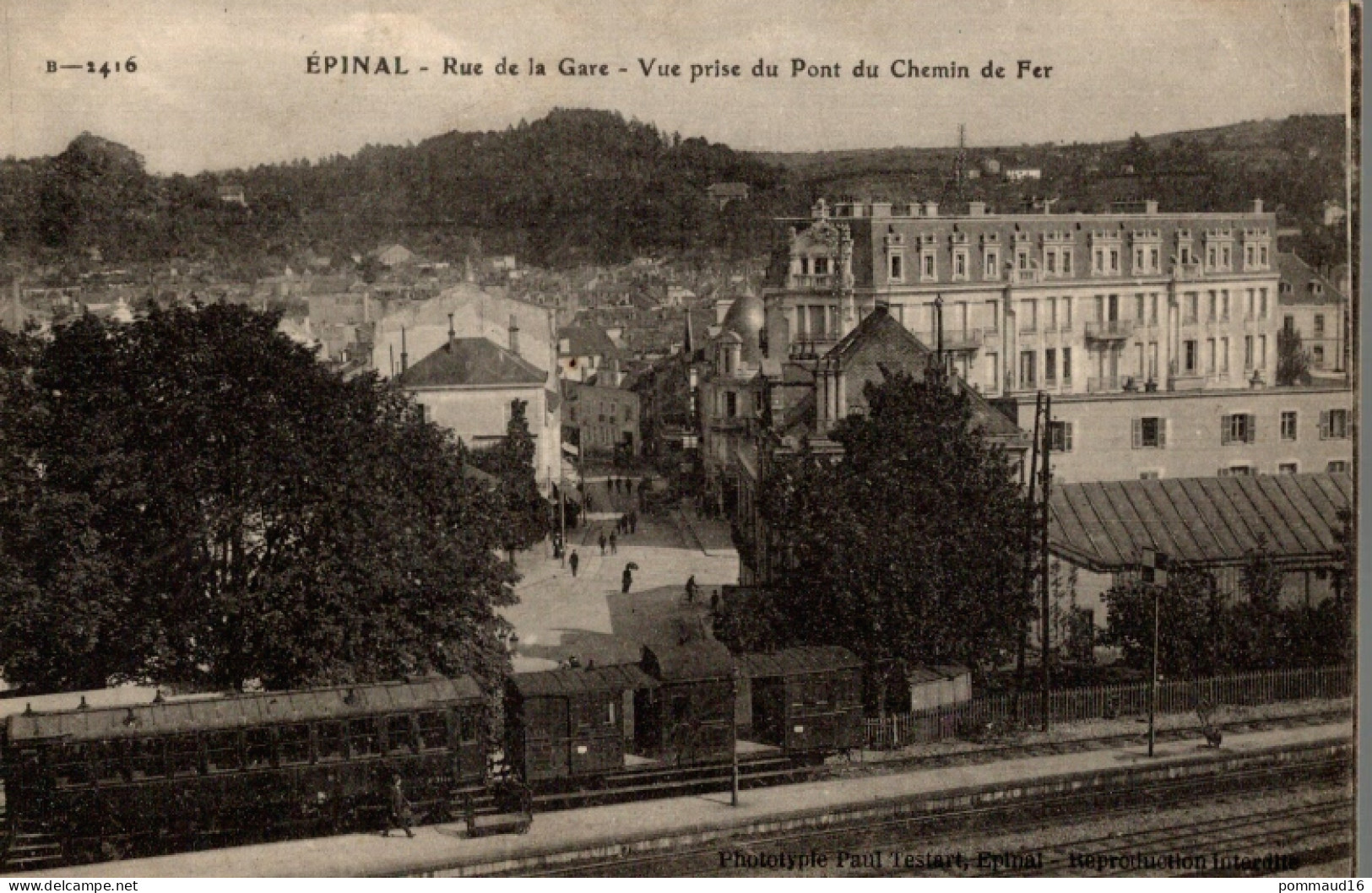 CPA Epinal Rue De La Gare Vue Prise Du Pont Du Chemin De Fer - Gares - Avec Trains