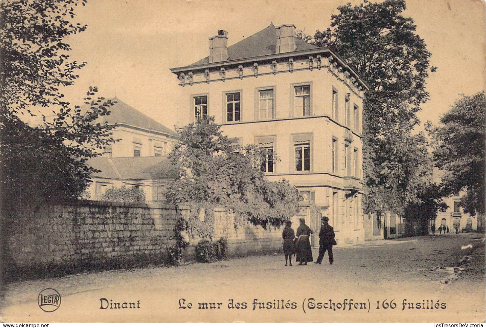 BELGIQUE - Dinant - Le Mur Des Fusillés ( Eschoffen ) 166 Fusillés - Carte Postale Ancienne - Dinant