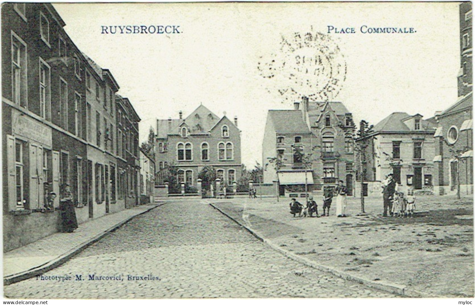 Ruisbroek/Ruysbroeck.  Place Communale. - Sint-Pieters-Leeuw