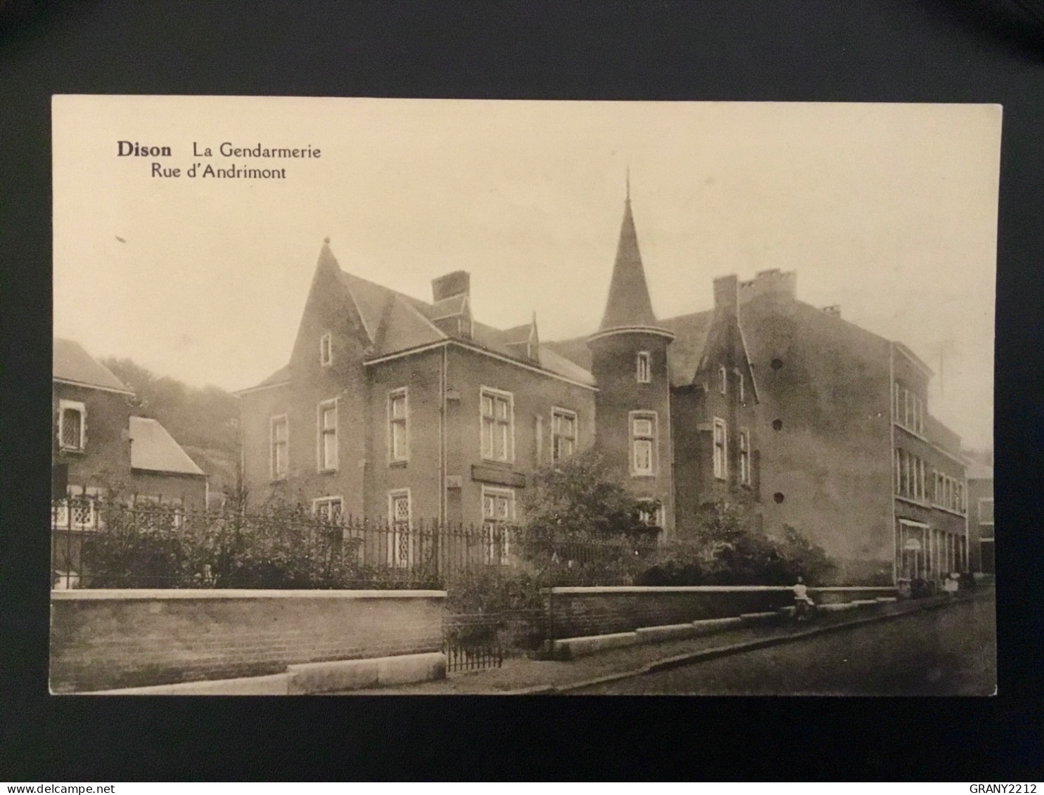 DISON «  LA GENDARMERIE RUE D’ANDRIMONT «  PANORAMA,ANIMÉE. - Dison