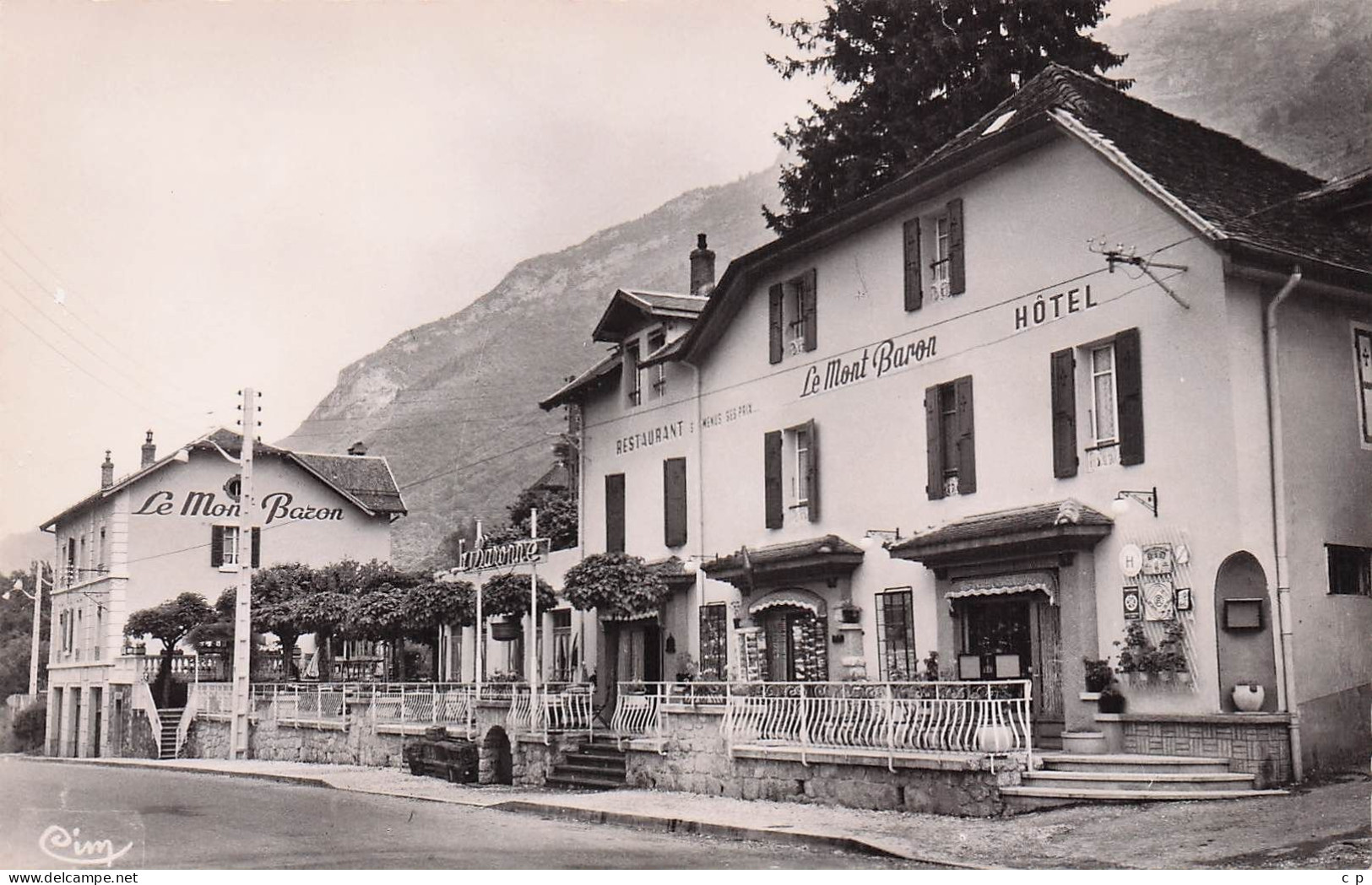 Veyrier Du Lac - Hotel " Chez La Baronne  - CPSM°J - Veyrier