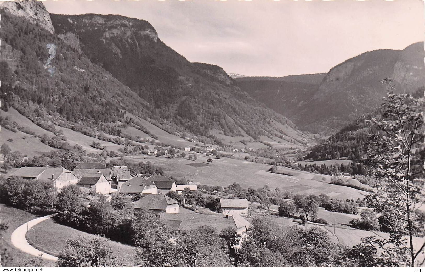 Thorens Glieres - Vallée D'Usillon  - CPSM°J - Thorens-Glières