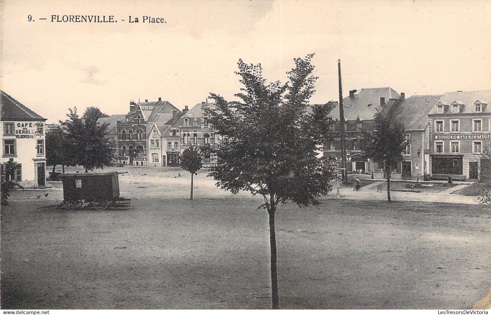 BELGIQUE - FLORENVILLE - La Place - Carte Postale Ancienne - Florenville