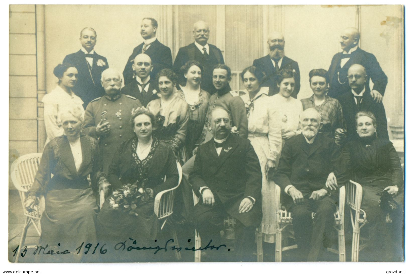 Guests At A Reception During World War I?, Rob. Van Stuyvenberg, Photogr. Atelier, Königswinter - Réceptions