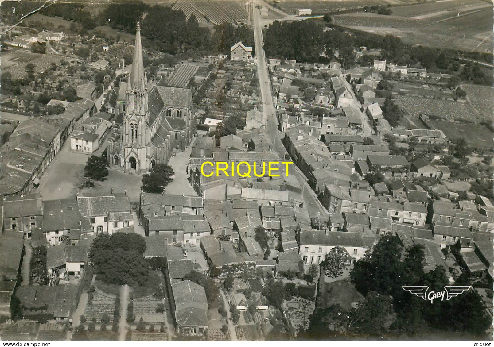 44 La Chapelle Basse Mer, Vue Aérienne Du Centre Du Bourg, 1955 - La Chapelle Basse-Mer
