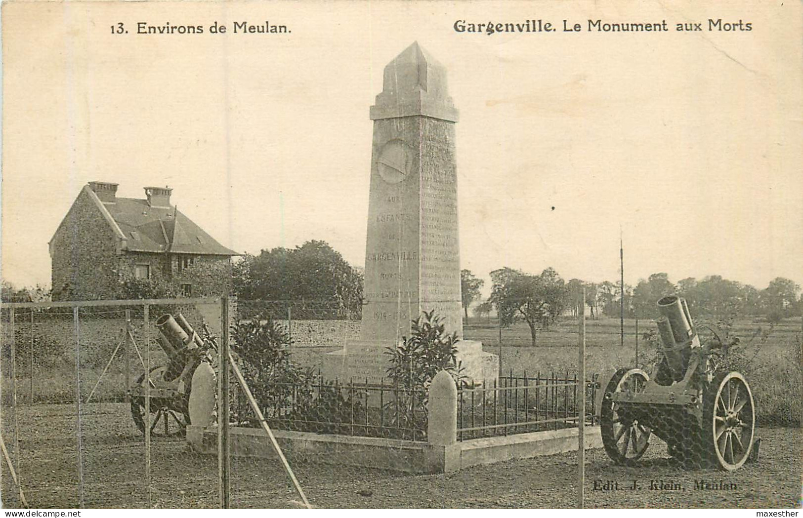 GARGENVILLE Le Monument - Gargenville