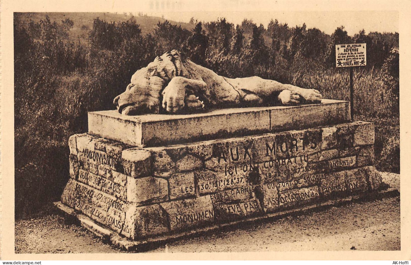 FLEURY - Devant -DOUAUMONT Monument De La Chapelle Sainte-Fine (1553) - Monuments Aux Morts