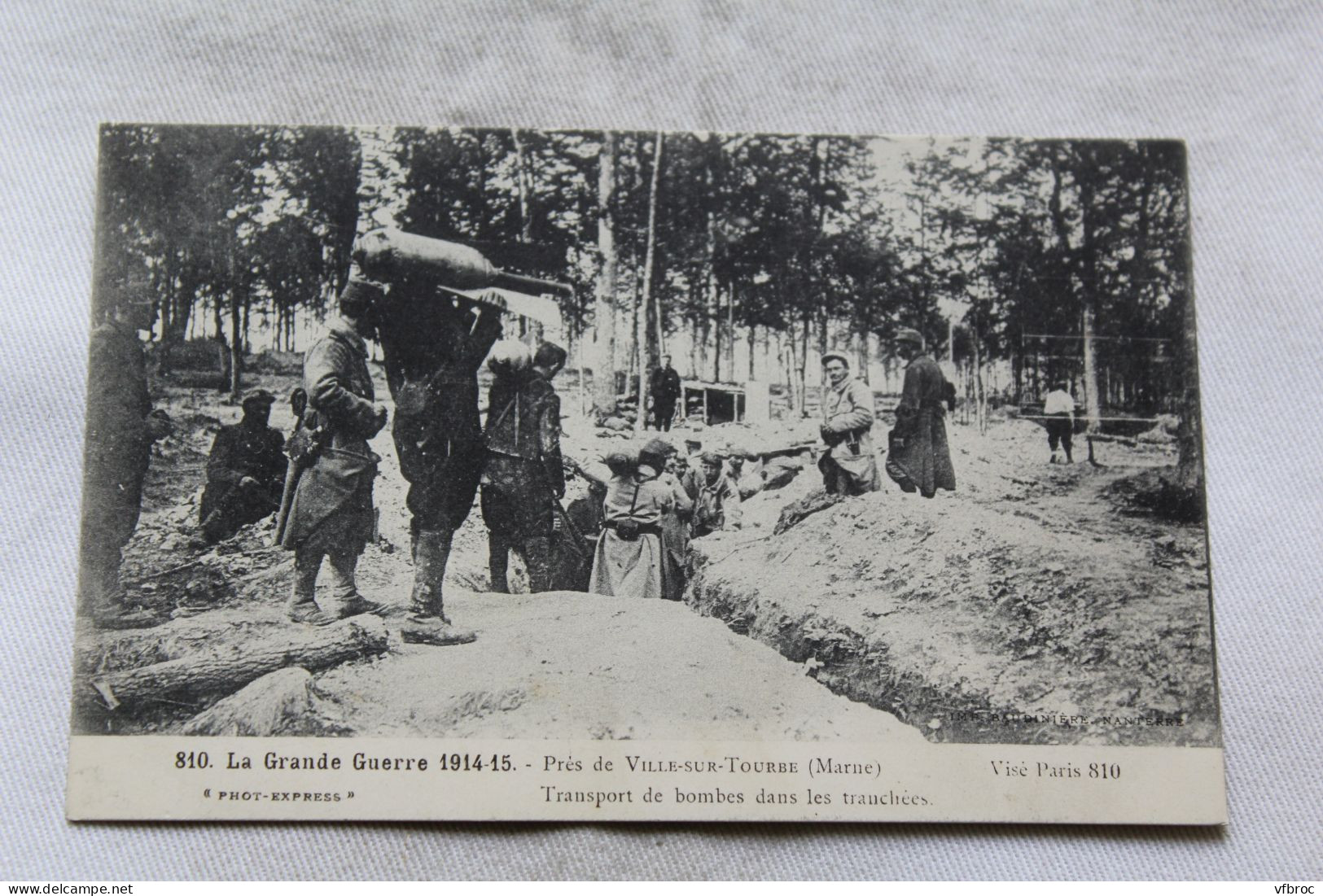 Près De Ville Sur Tourbe, Transport De Bombes Dans Les Tranchées, Militaria, Marne 51 - Ville-sur-Tourbe