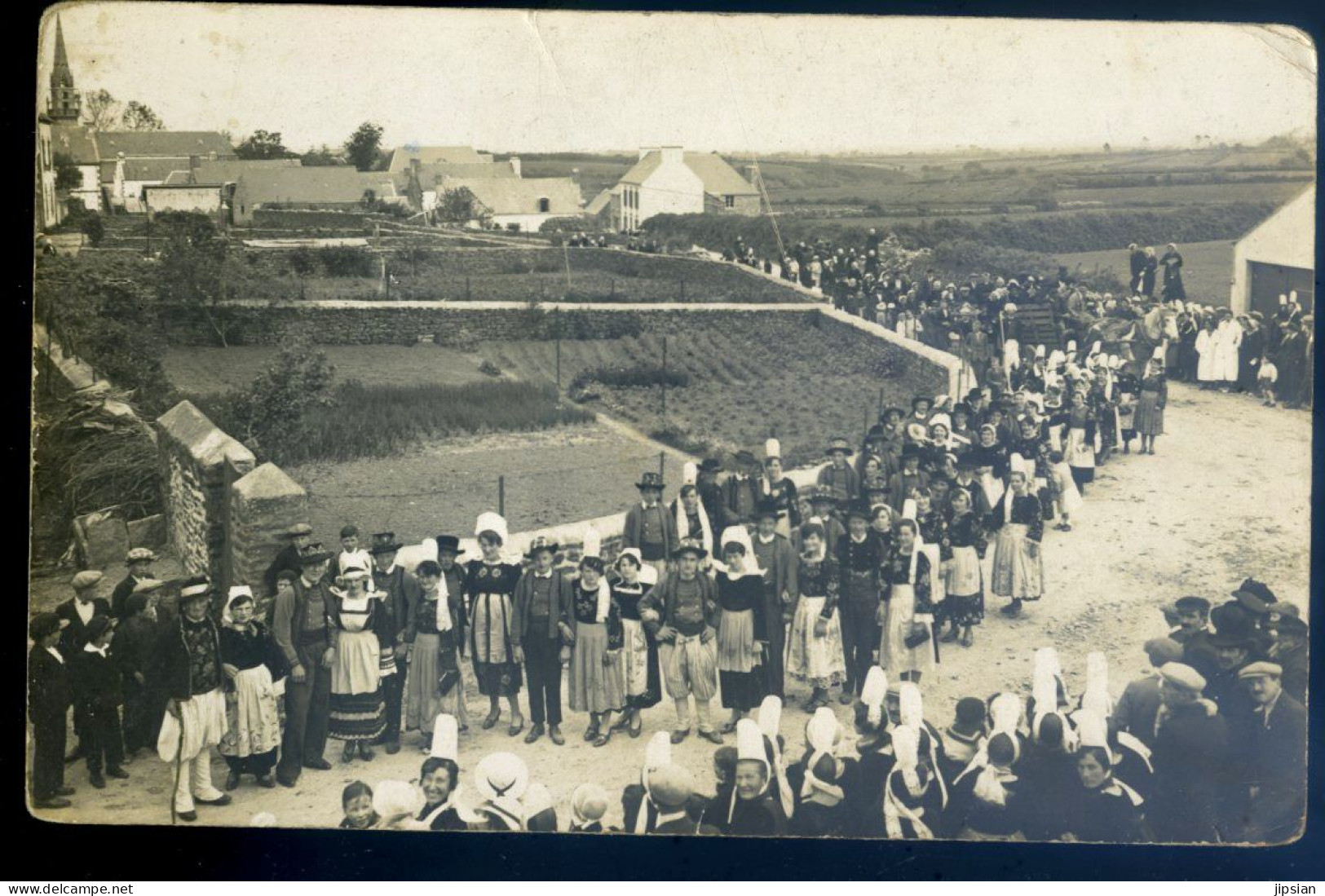 Cpa Du 29 Carte Photo Défilé En Costume Breton -- Photo Pierre Le Goff Plozevet  LANR62 - Plozevet