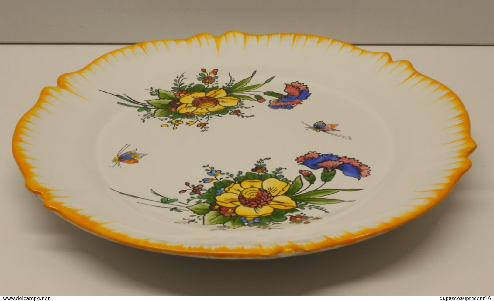 -BELLE ASSIETTE CERAMIQUE ROULLET RENOLEAU BASE SAINT GENIS RARE COULEUR JAUNE   E