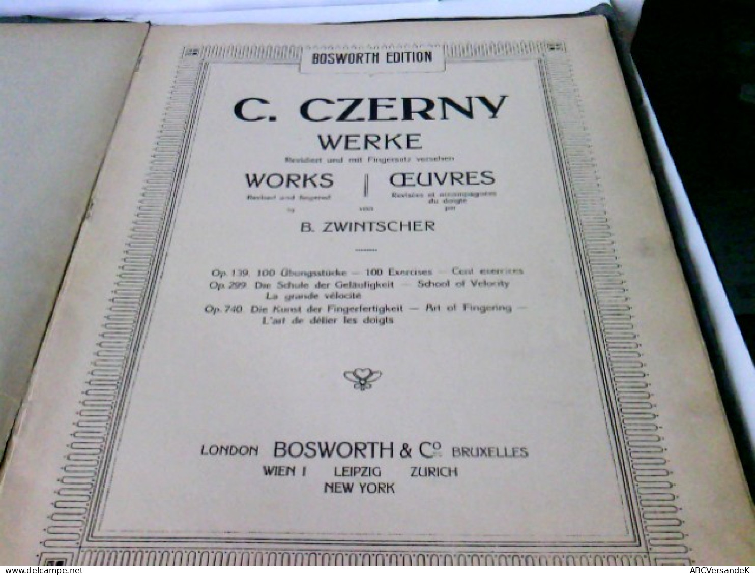 Opus 139. 100 Uebungsstücke - 100 Exercises - Cent Exercices: Bosworth Edition (B & Co. 892. 2392/3) - Música