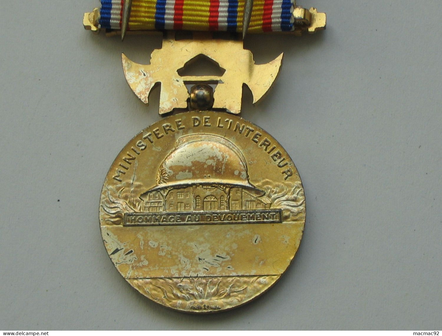 Médaille / Décoration Ministère De L'intérieur - Hommage Au Dévouement  - Bazor 1935  **** EN ACHAT IMMEDIAT **** - France