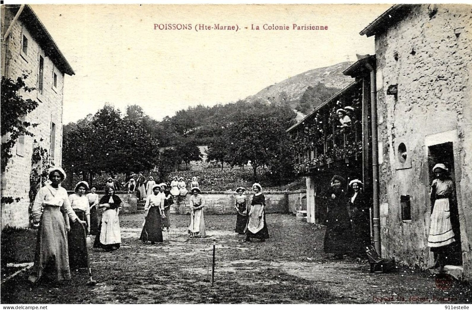 52 POISSONS -   LA COLONIE   PARISIENNE - Poissons