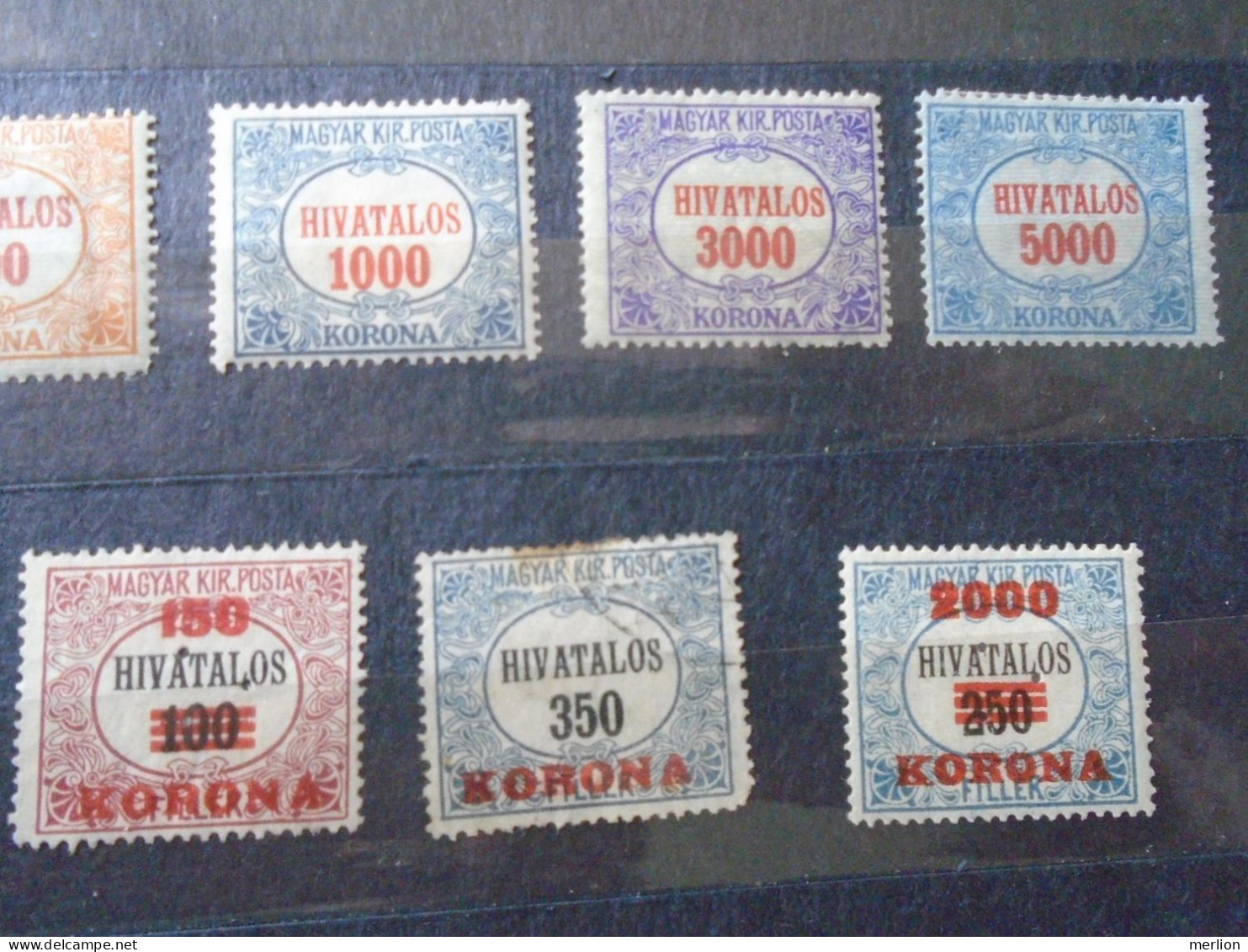 W519.28   Old Mainly Unused Stamps  Hungary,  HIVATALOS  Lot Of 28 - Some With 3 Holes Perfoations 1921 - Otros & Sin Clasificación