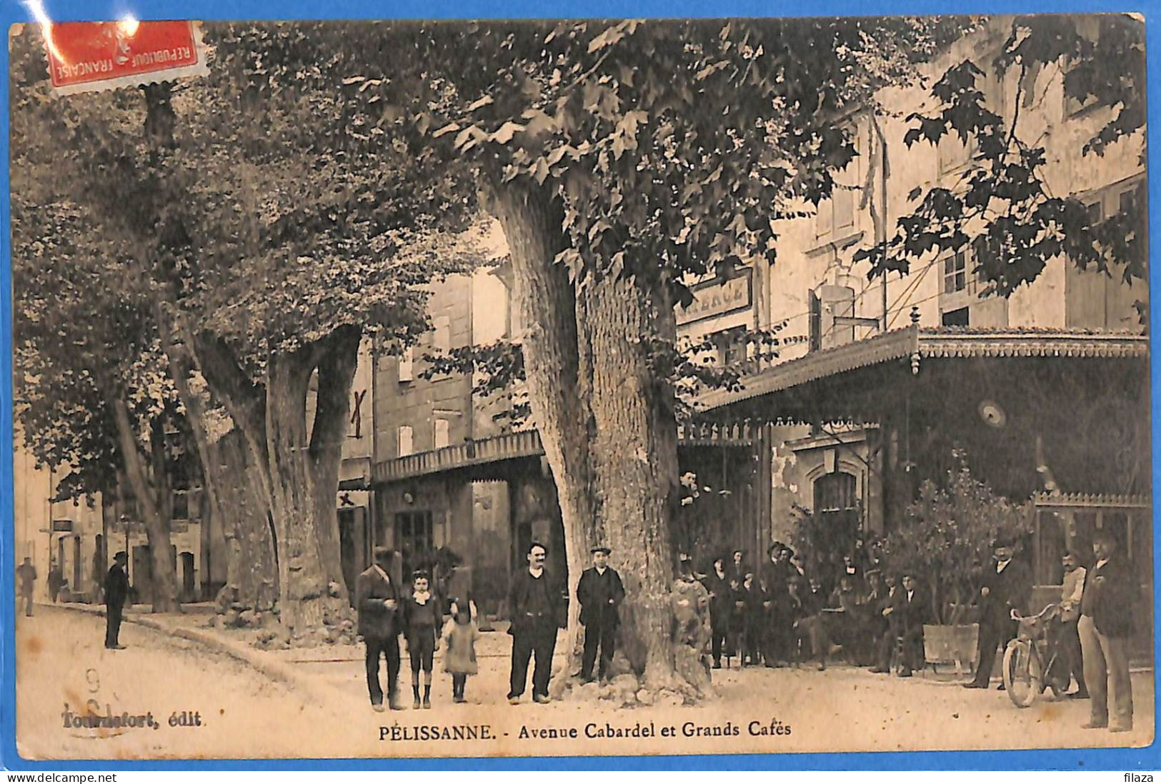 13 -  Bouches-du-Rhône - Pelissanne - Avenue Cabardel Et Grands Cafes (N12799) - Pelissanne