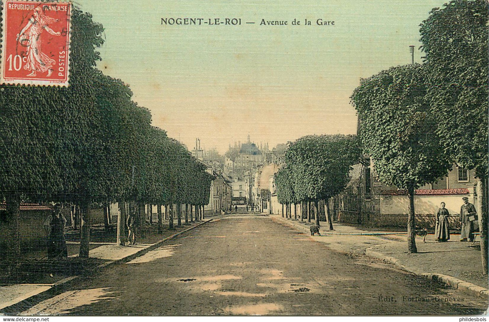 EURE ET LOIR  NOGENT LE ROI  Avenue De La Gare - Nogent Le Roi